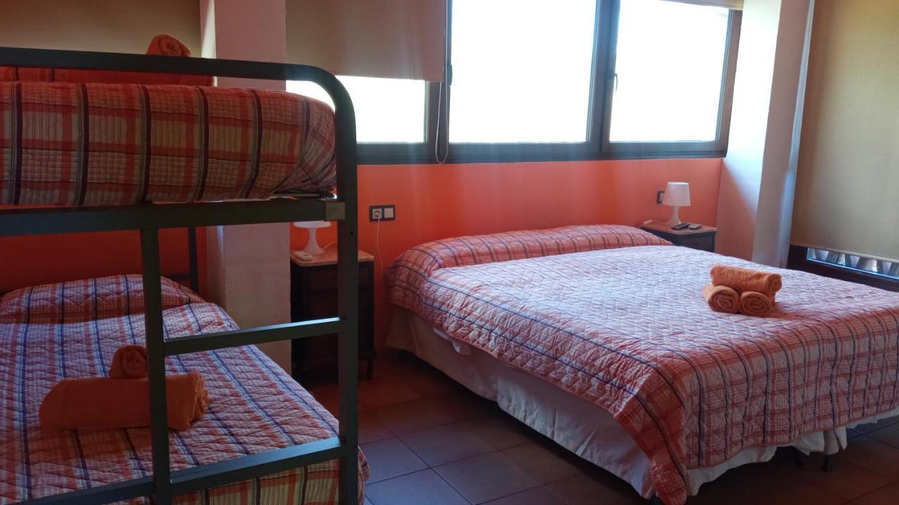 Hotel Pasteral Riu Ter La Cellera de Ter Esterno foto