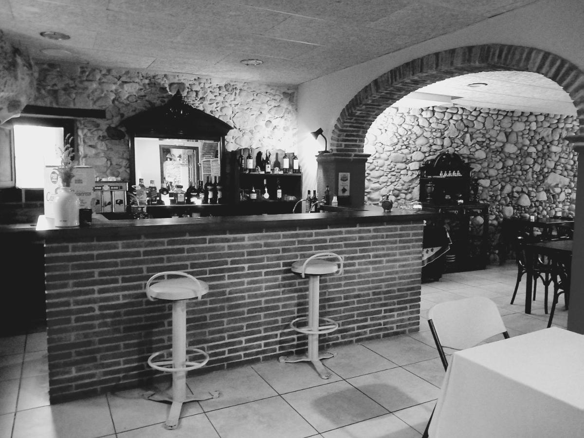 Hotel Pasteral Riu Ter La Cellera de Ter Esterno foto